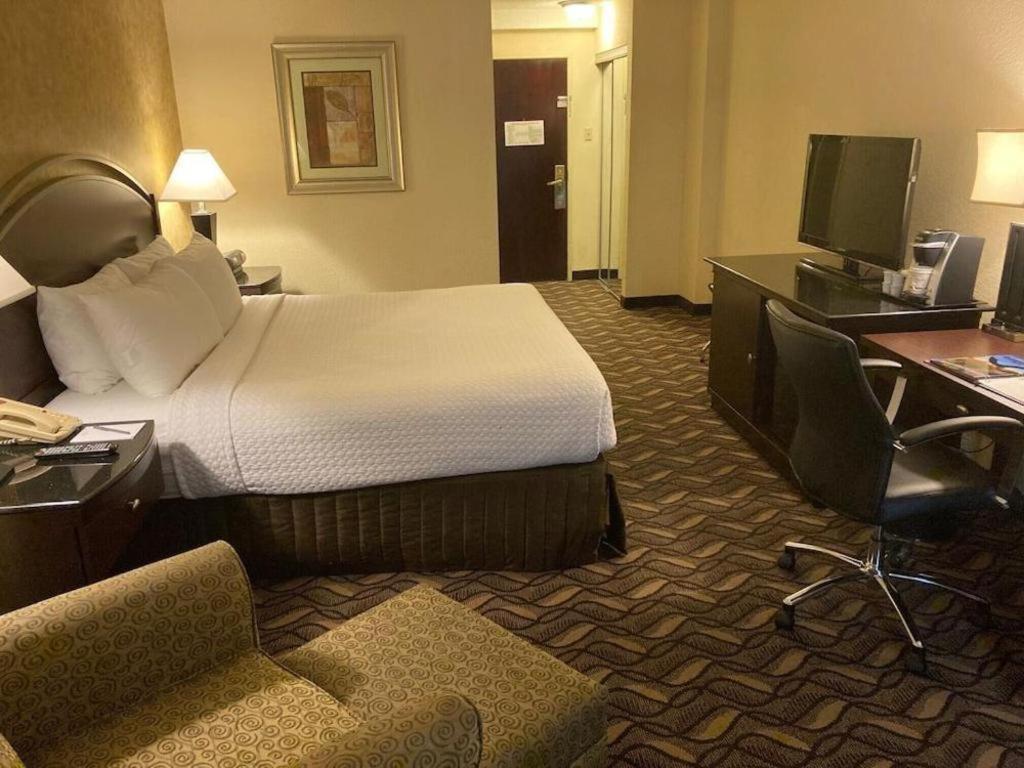 Radisson Hotel Austin - University Esterno foto